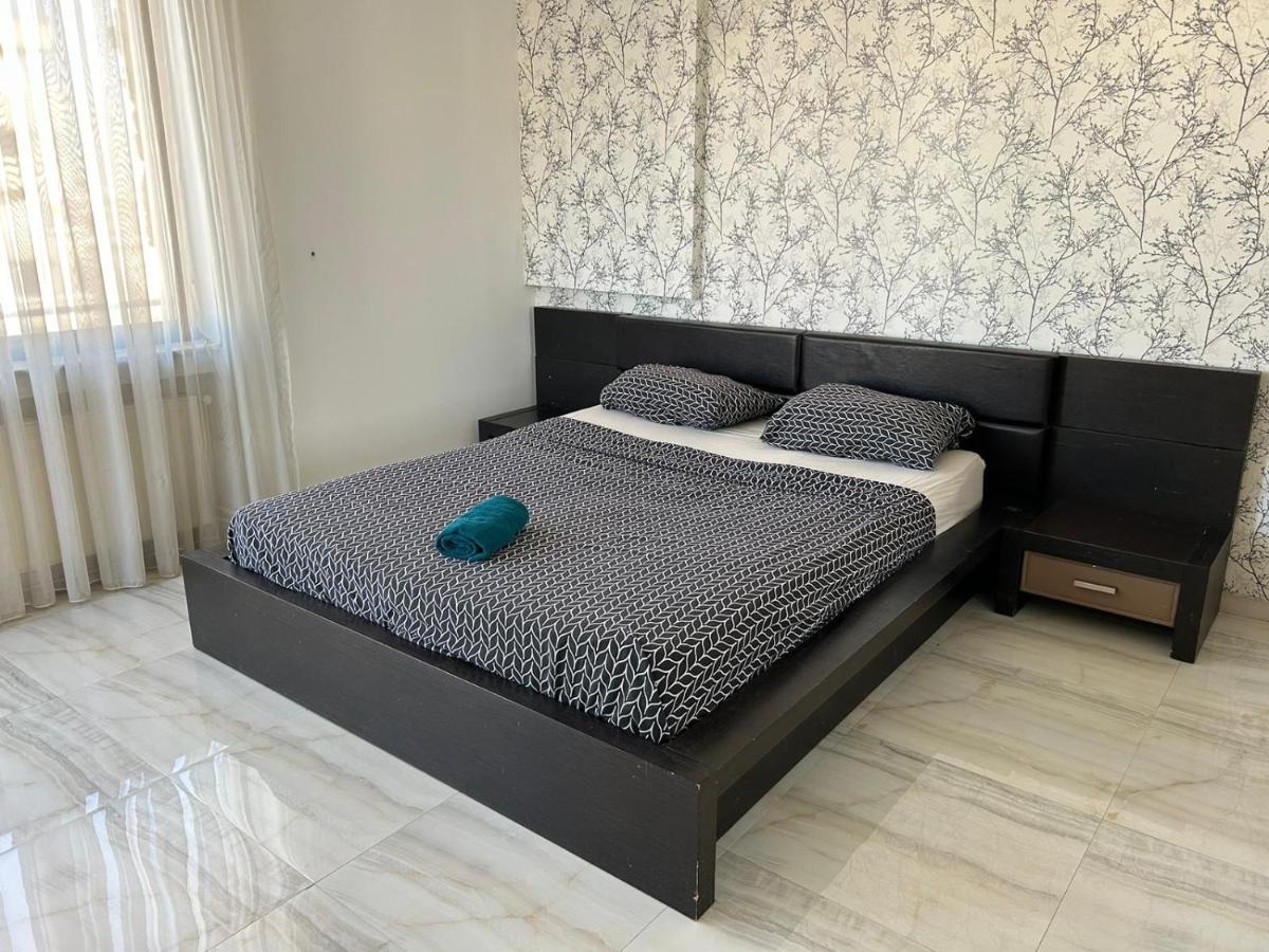 Bucharest City Center Apartment ภายนอก รูปภาพ