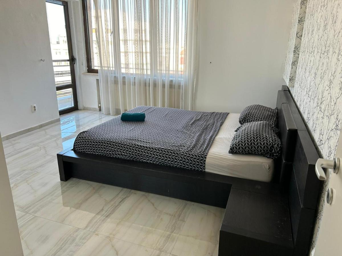 Bucharest City Center Apartment ภายนอก รูปภาพ